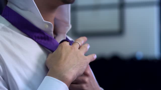 Transform Your Business Casual Look with a Light Grey Blazer: Styling Tips and Ideas